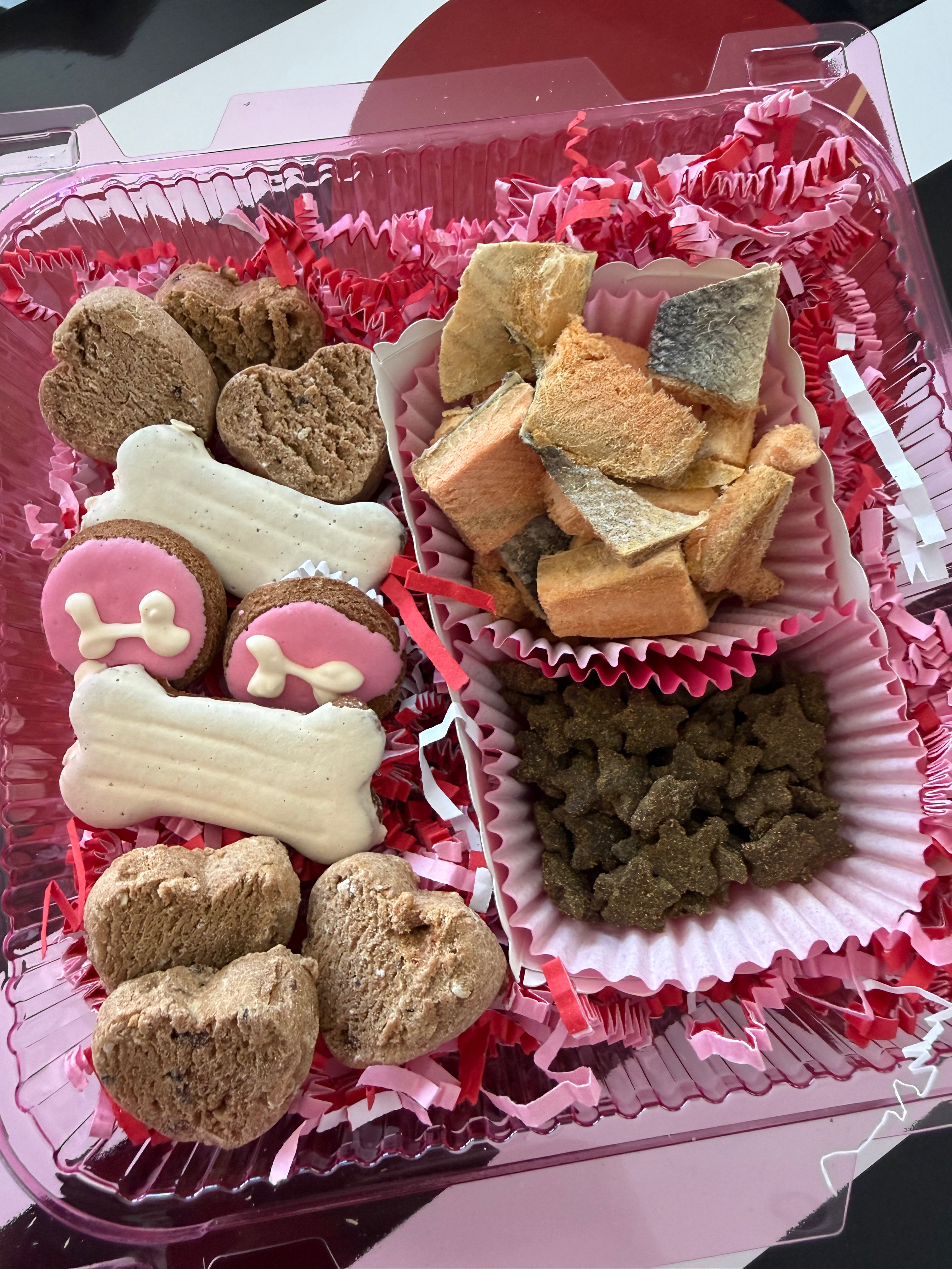 Be Mine Custom Valentine's Boxes for Dogs